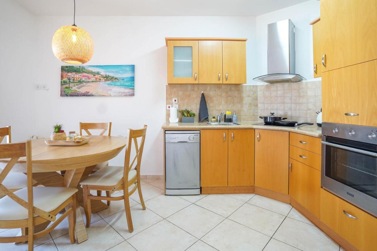 Two Bed Room Apartment 5 Min Walk To The Beach Eilat Luaran gambar